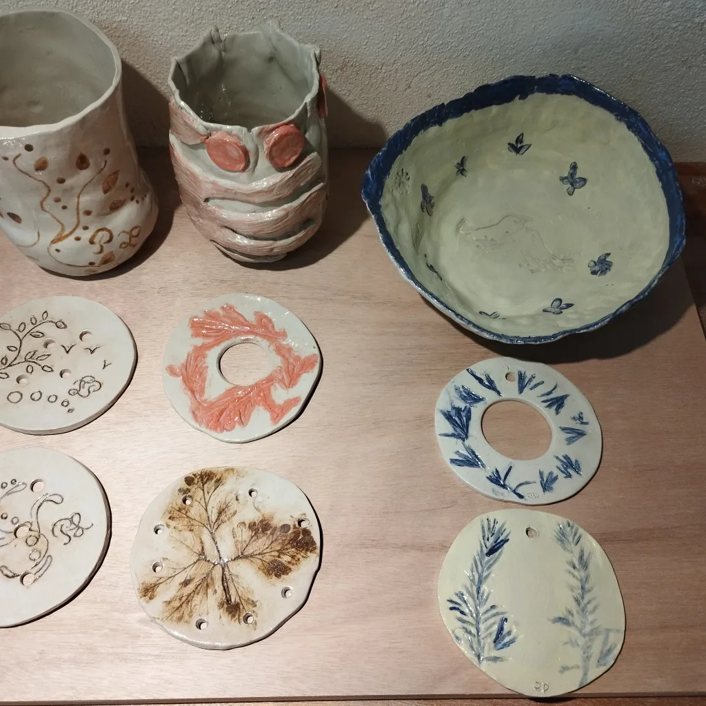 stage vase et pique-fleurs